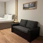 Hotel Engel Buch *