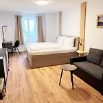 Hotel Engel Buch *