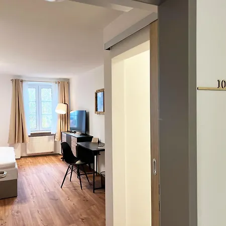 Engel Buch Hotel